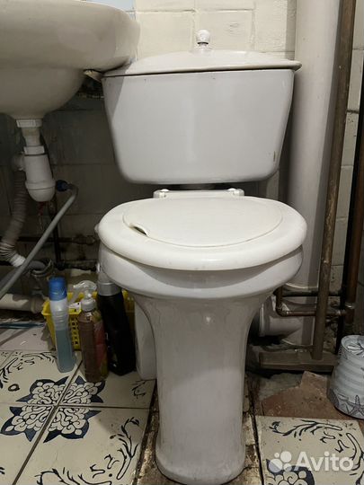 Унитаз с бачком бу