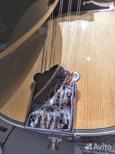 Мандолина Caraya MA-002-N 8-струнная