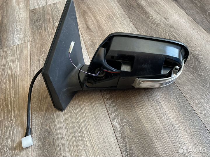 Боковое зеркало левое corolla e150