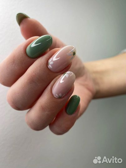 Маникюр педикюр