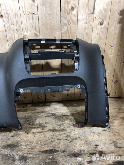 Накладка торпедо подрулевая VW Golf Plus