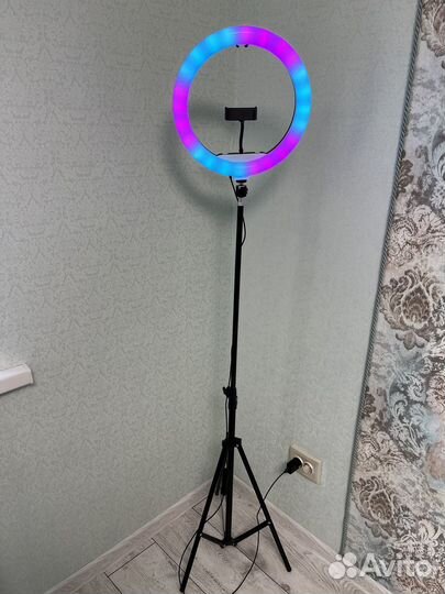 Кольцевая лампа 33 см для селфи