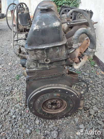 Двигатель ваз 2106