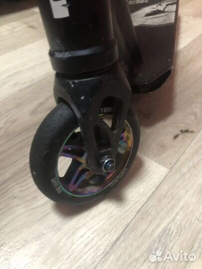 Трюковой самокат бу 2 месяца