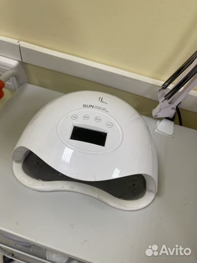 Лампа для ногтей