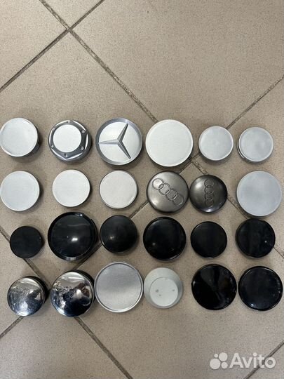 Заглушка в литой диск