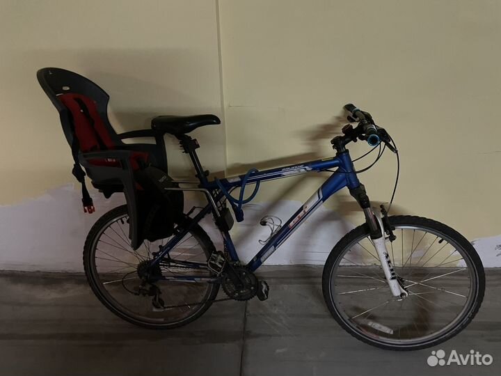 Велокресло Hamax Smiley и 2 адаптера