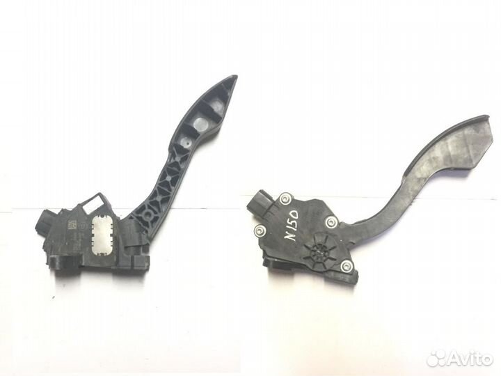 Toyota Corolla E15 Педаль Газа