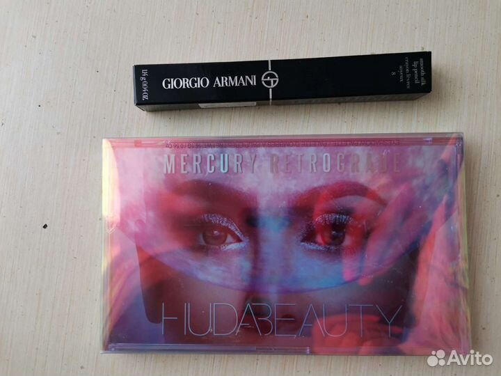 Тени палетка huda beauty из адвент календаря