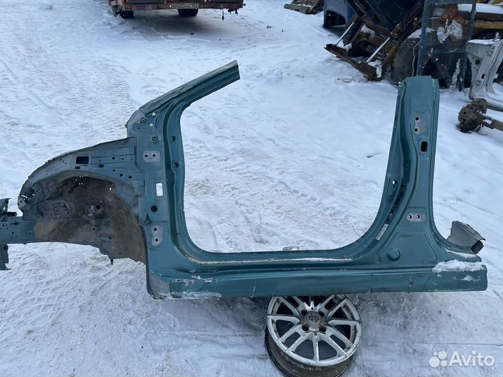 Передняя левая четверть kia rio 3