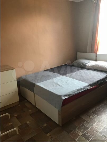 Комната 10 м² в > 9-к., 2/2 эт.