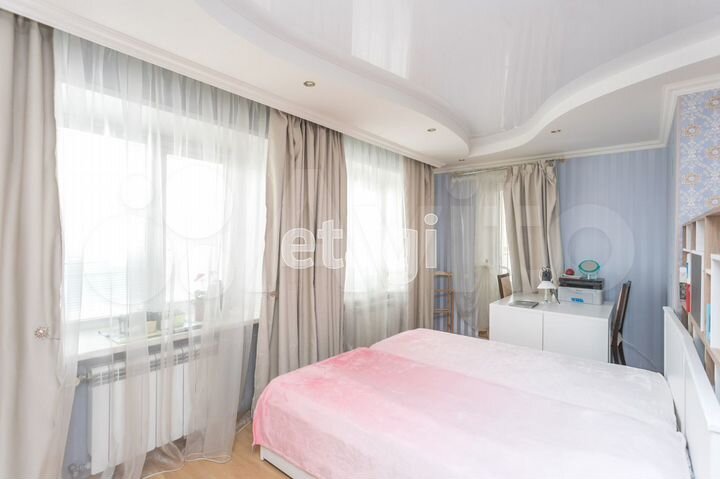 3-к. квартира, 90 м², 10/14 эт.