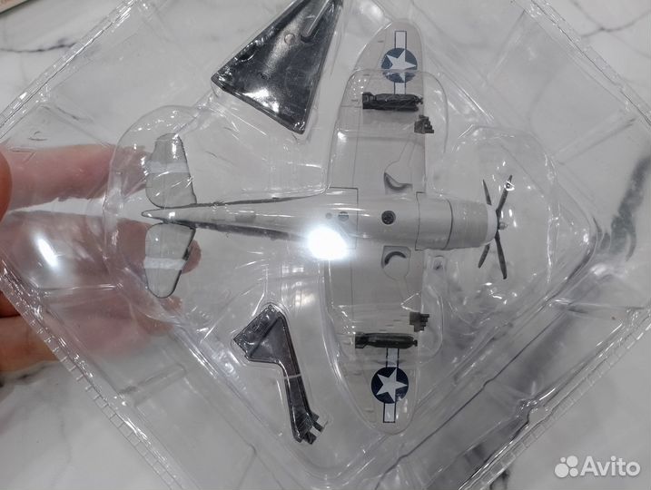 Самолёт P-47 thunderbolt