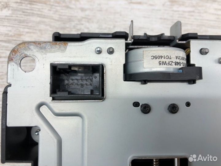 Проекция на лобовое стекло Peugeot 5008 универсал