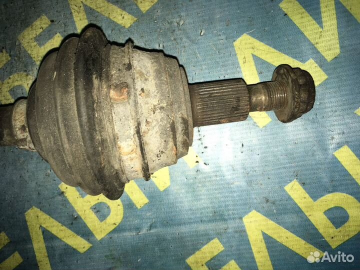 Левая полуось Volkswagen Golf 4