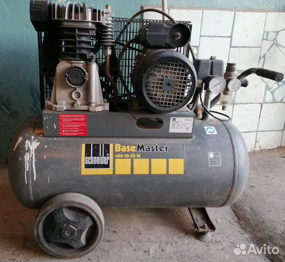 Компрессор Schneider BaseMaster BAM 400-10-50 W