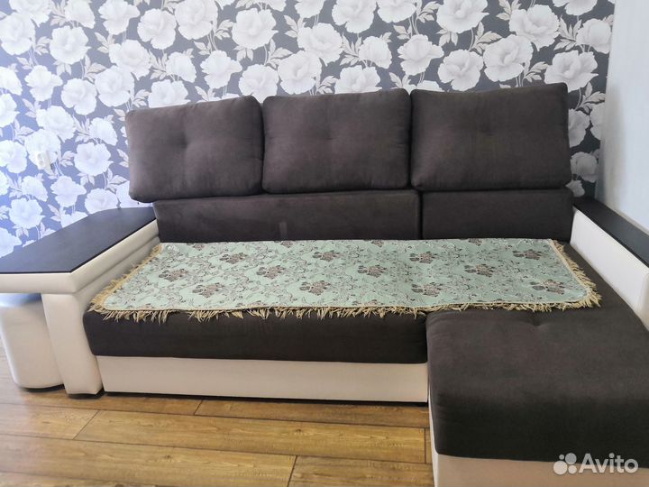 Угловой диван бу