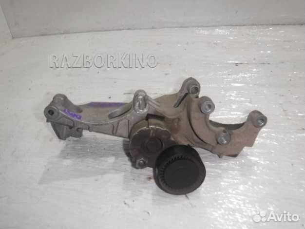 Кронштейн генератора