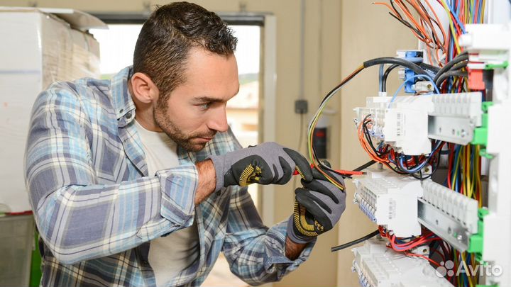 Услуги электрика. Восстановление проводки