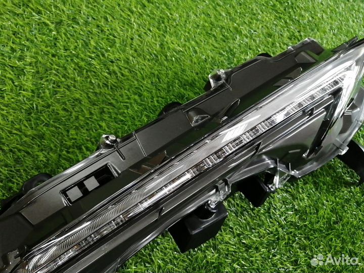 Дневной ходовой огонь левый Lexus Nx200T AGZ15