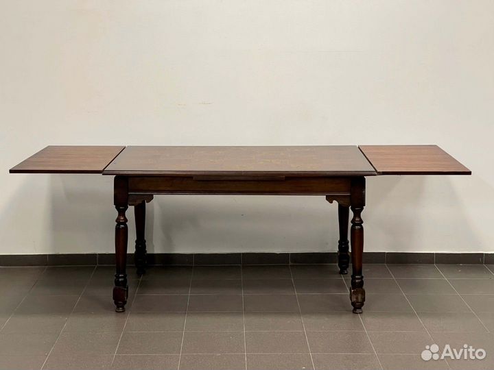 Старинный раскладной обеденный стол