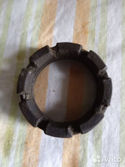 Гайка выхлопной