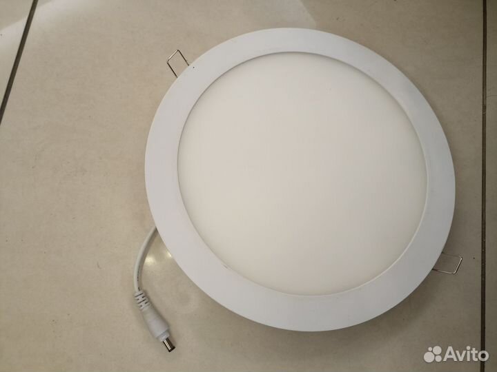 Светильник потолочный светодиодный бу