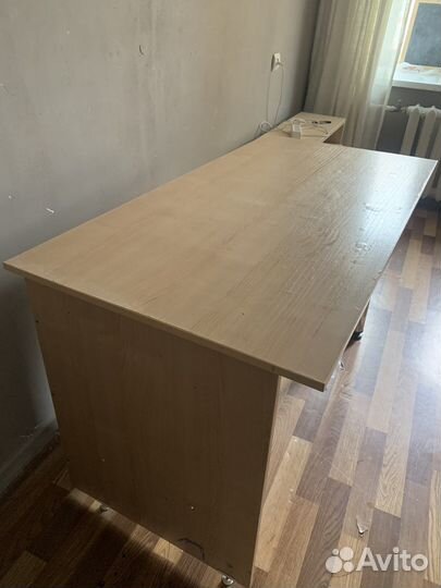 Стол рабочий