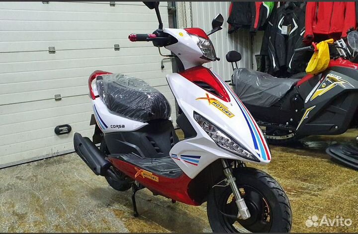 Скутер X-motors Corsa