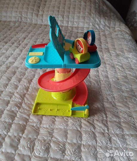 Горка с машинками