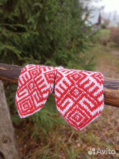 Варежки вязаные ручной работы