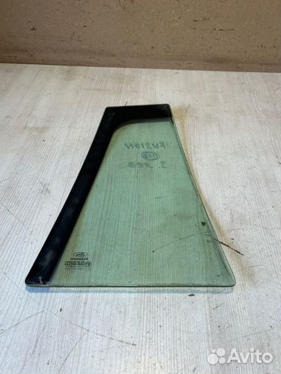 Форточка двери задняя левая Ford Fusion CBK fyjb