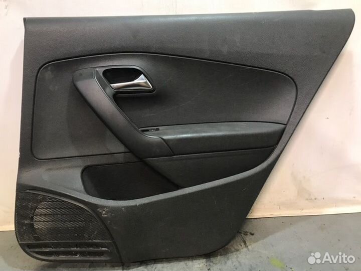 Обшивка двери задняя правая Volkswagen Polo 1