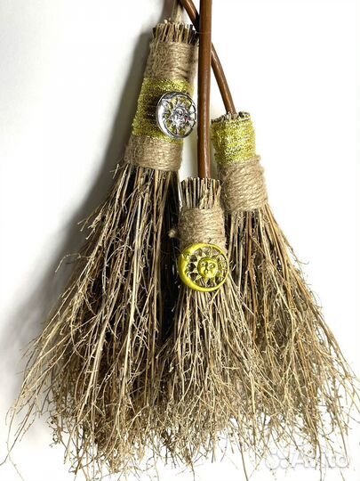 Метла Ведьмы, настоящая, алтарная