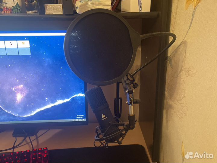 Микрофон maono