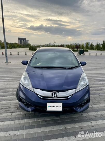 Honda Fit Shuttle 1.3 CVT, 2014, 108 000 км