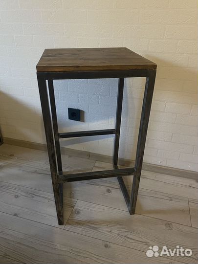 Барный стул