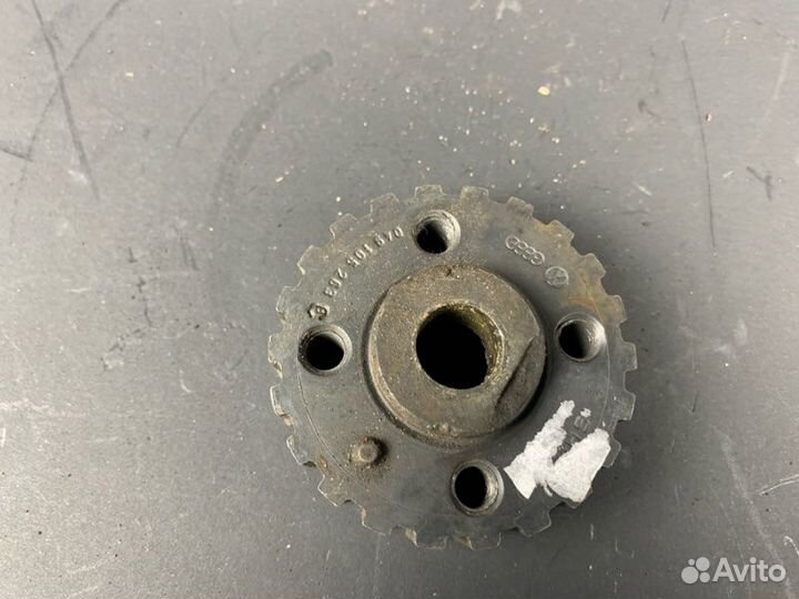 Шкив коленвала Volkswagen Golf