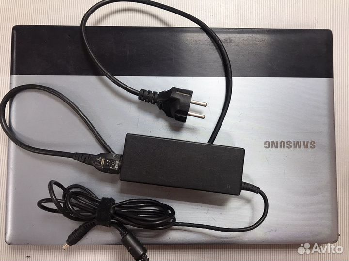 Ноутбук samsung np-rv520
