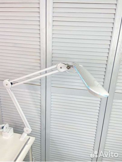 Бестеневая лампа для наращивания ресниц