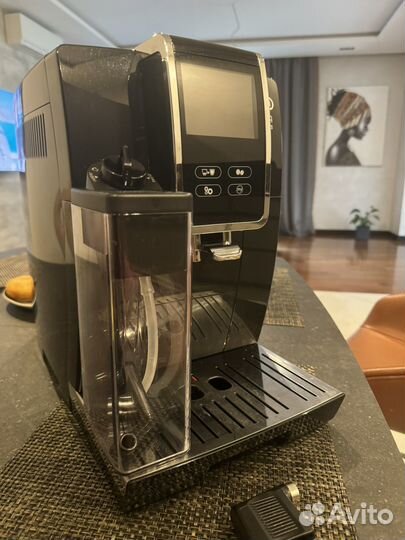 Кофемашина delonghi dinamica ecam370.70.B