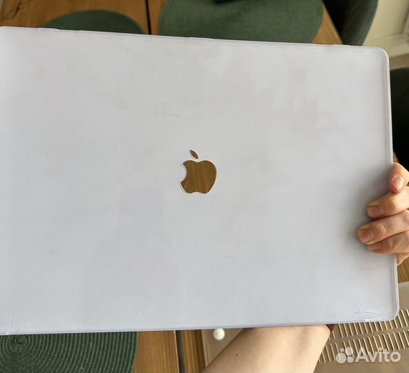Чехол на MacBook Pro (15-inch, 2018)