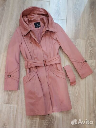 Плащ женский 44 М