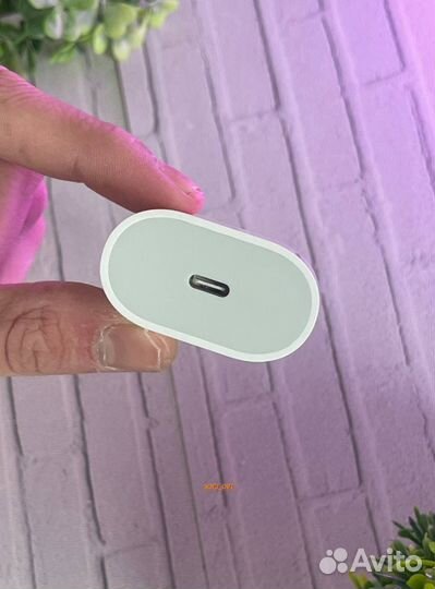 Адаптер на iPhone