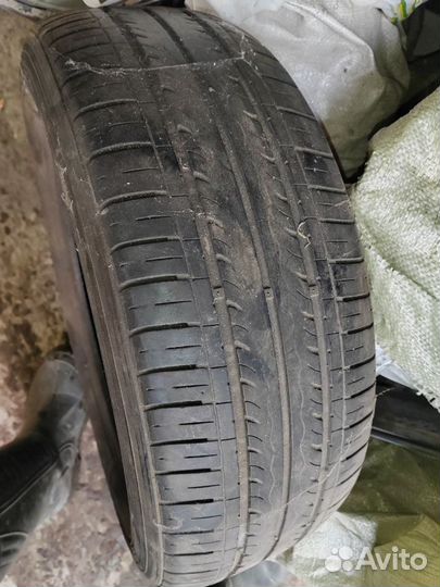 Kumho I'Zen Wis KW19 205/60 R16