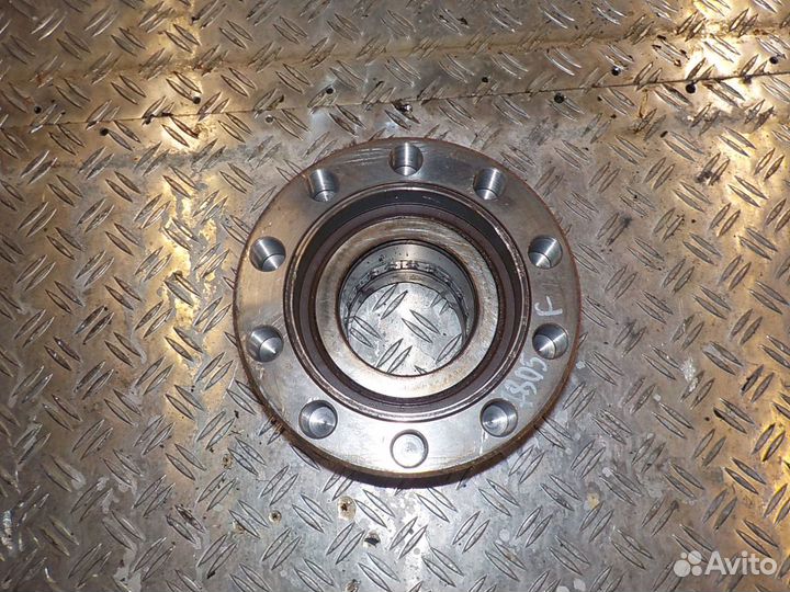 Ступица передняя Mercedes Benz Actros MP3