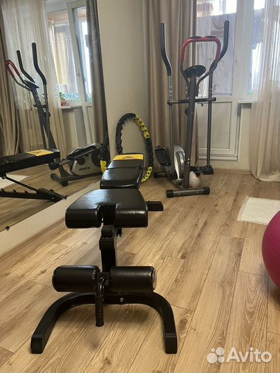 Скамья силовая DFC почти новая