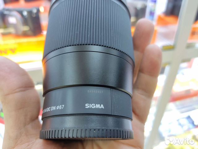 Sigma 16mm f/1.4 DC DN Sony E витрина S№54946407