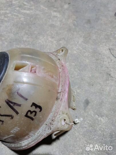 Бачок расширительный Volkswagen Passat B3 седан