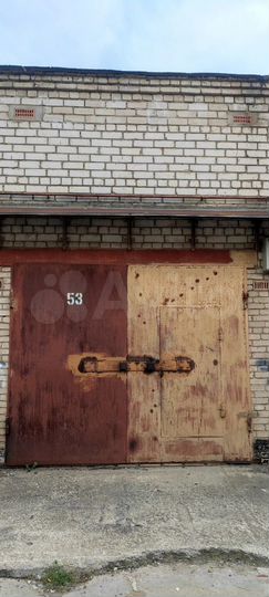 Гараж, > 30 м²